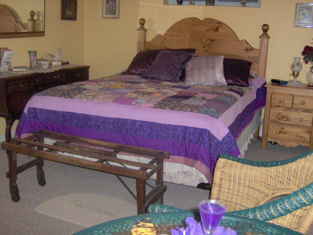 Carrousel Bed & Breakfast Cayuga Екстер'єр фото